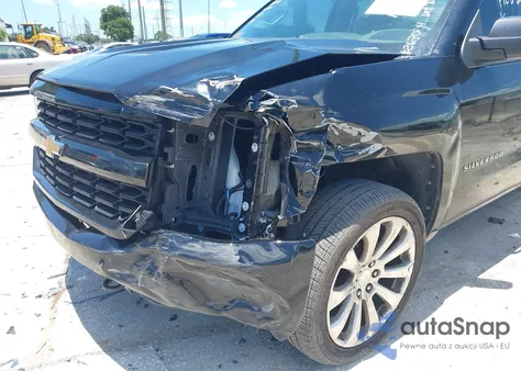 2017 Chevrolet Silverado 1500 Custom z USA, uszkodzony, nr VIN 1GCRCPEC9HZ263024